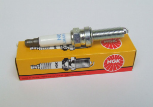 Spark plug NGK LMAR8J-9E