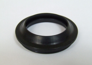Rubber sleeve to protect the fork oil seal ring