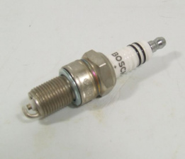 Bosch spark plug WR7DC